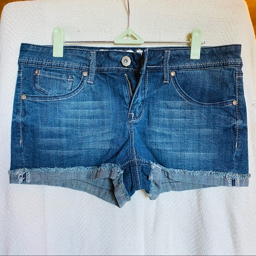 Hydraulic, Lola curvy, size 11/12, dark denim shorts